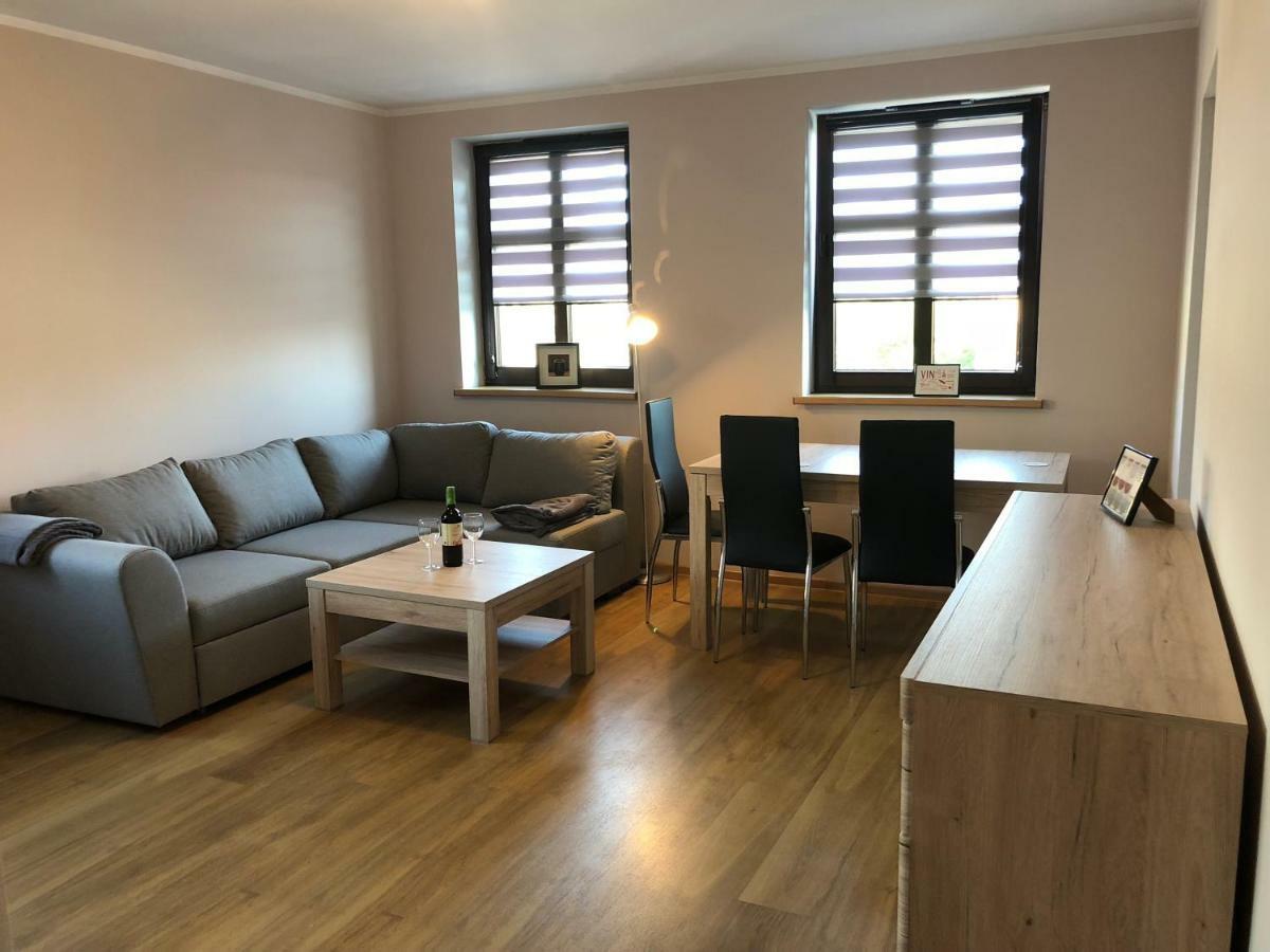 Apartamenty Alicja Dzierżoniów Esterno foto